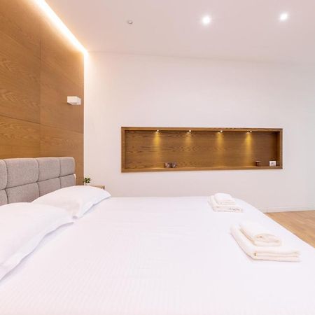 Exclusive 2 Bedrooms Apartment Tirana Esterno foto