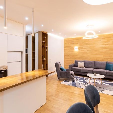 Exclusive 2 Bedrooms Apartment Tirana Esterno foto