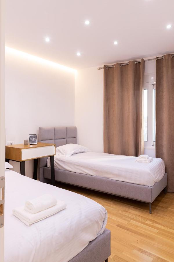 Exclusive 2 Bedrooms Apartment Tirana Esterno foto