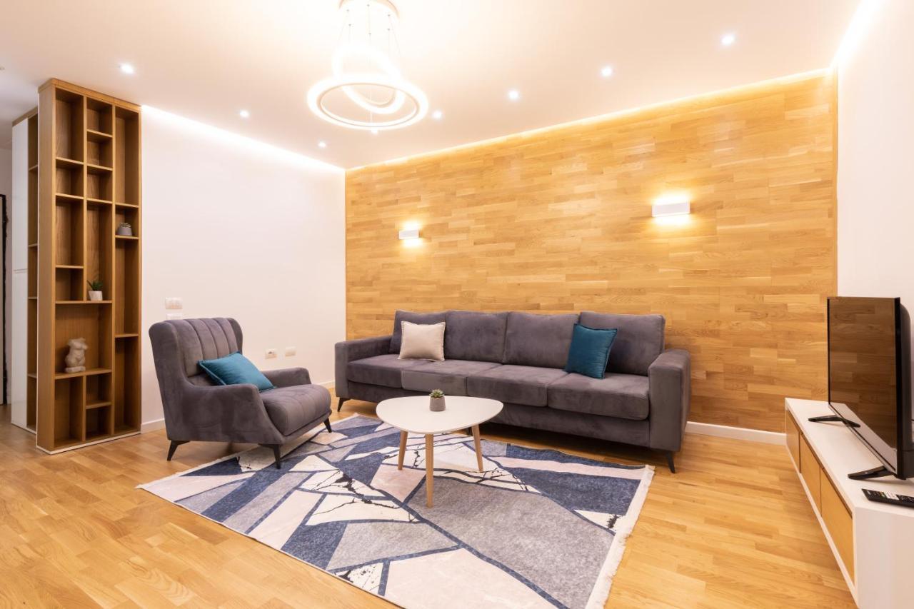 Exclusive 2 Bedrooms Apartment Tirana Esterno foto
