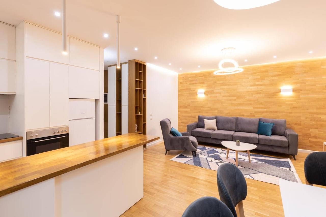 Exclusive 2 Bedrooms Apartment Tirana Esterno foto