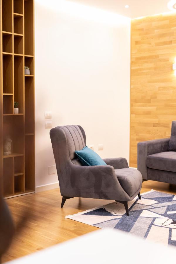 Exclusive 2 Bedrooms Apartment Tirana Esterno foto