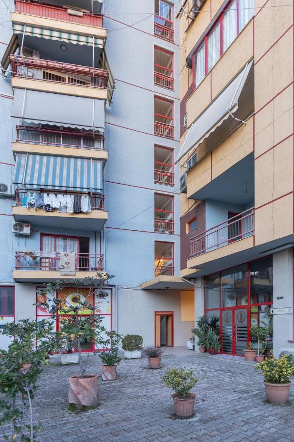 Exclusive 2 Bedrooms Apartment Tirana Esterno foto