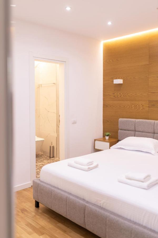 Exclusive 2 Bedrooms Apartment Tirana Esterno foto