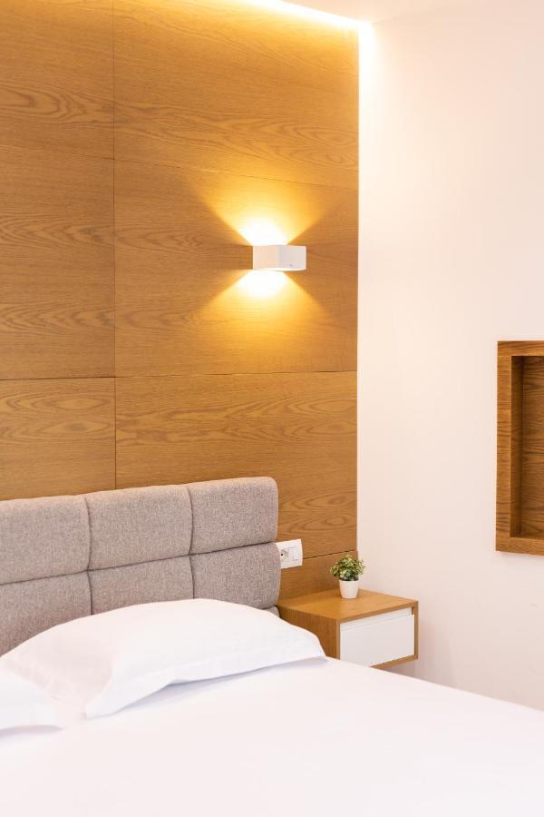 Exclusive 2 Bedrooms Apartment Tirana Esterno foto