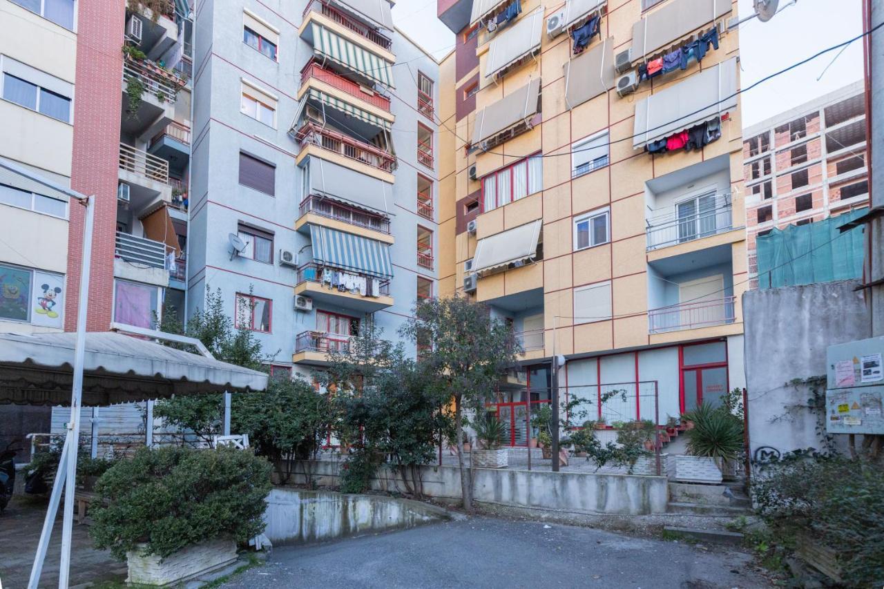 Exclusive 2 Bedrooms Apartment Tirana Esterno foto