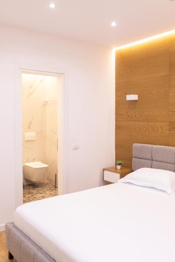 Exclusive 2 Bedrooms Apartment Tirana Esterno foto
